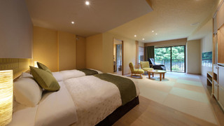 [秀峰館] 眺望風呂付リラックス和洋室 禁煙