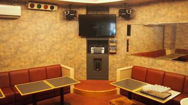 カラオケ ルーム / 14