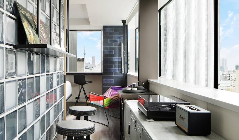 アートと音楽を
楽しむスイート / 3