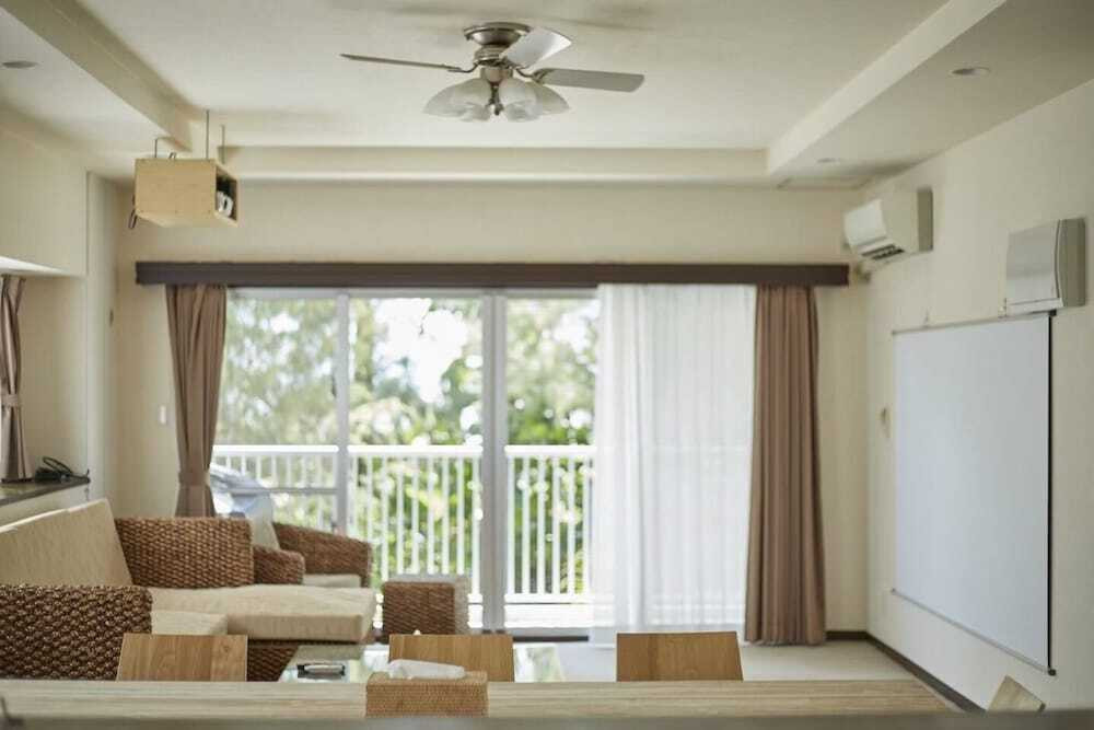 リビング エリア