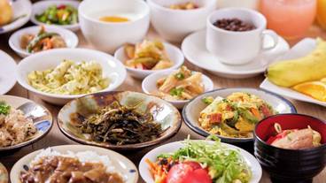 朝食ビュッフェ / 18