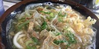 大阪ツウは知っている！庶民派グルメ「かすうどん」が食べられる店10選