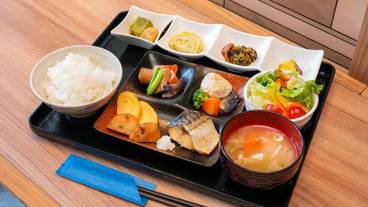 朝食 / 1