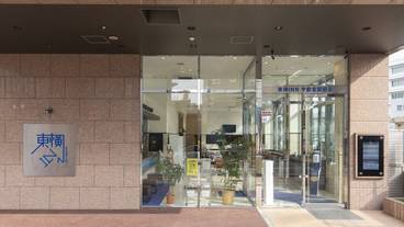 施設の入り口 / 4