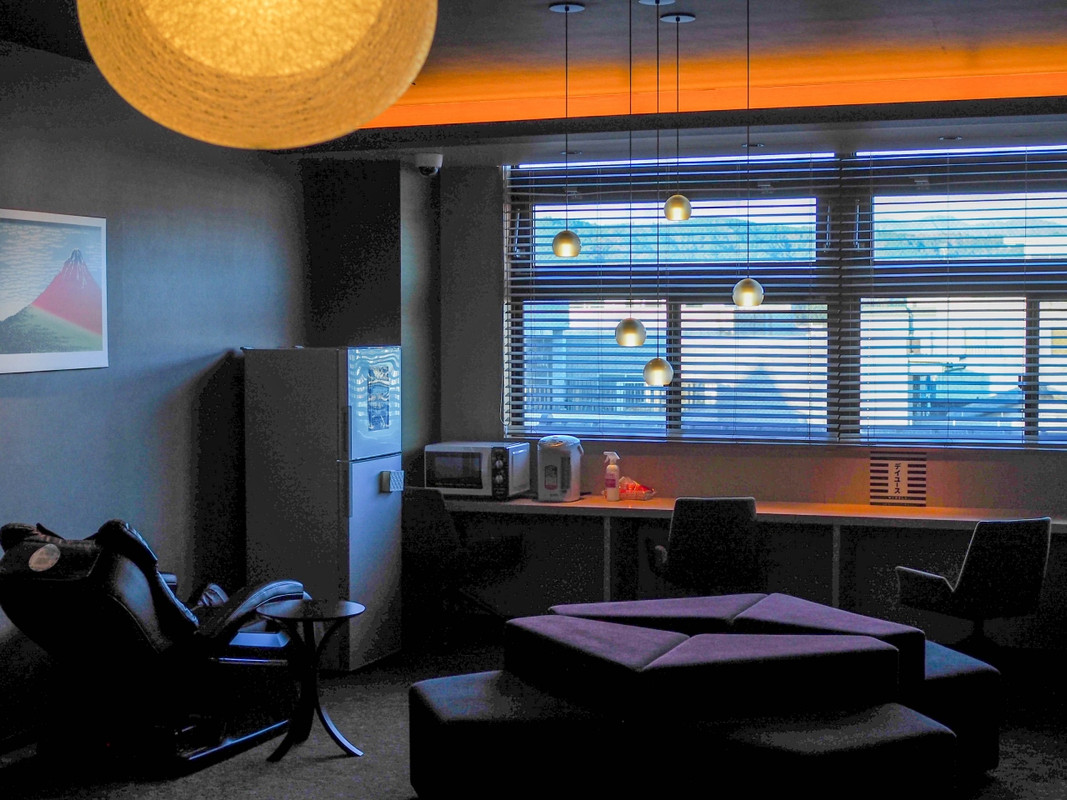 寝室前の共用スペース