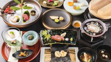 食事・飲み物 / 4