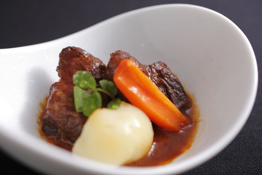 旅館のお食事処