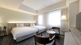 デラックス ツインルーム　大人3名予約でベッド1台追加(85cm幅)