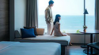 温泉プレミアムルーム シングルベッド2台 禁煙 レイクビュー