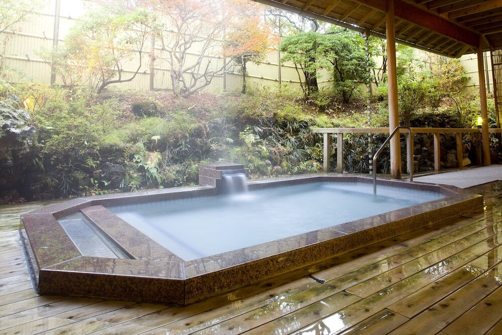 屋外スパ浴槽