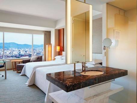 シェラトングランドホテル広島 / 1