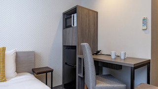 Moderate Semi-Double Room for 2 people / Washer-Dryer