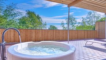 テラススイート　専用露天風呂 / 10