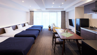 スーペリアルーム (禁煙／58平米／6名定員)