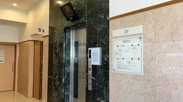 エレベーター / 1