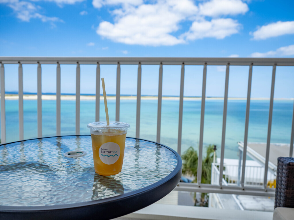 那覇へのひとり旅は、ホテルだけを決める新しいスタイルで。4378714