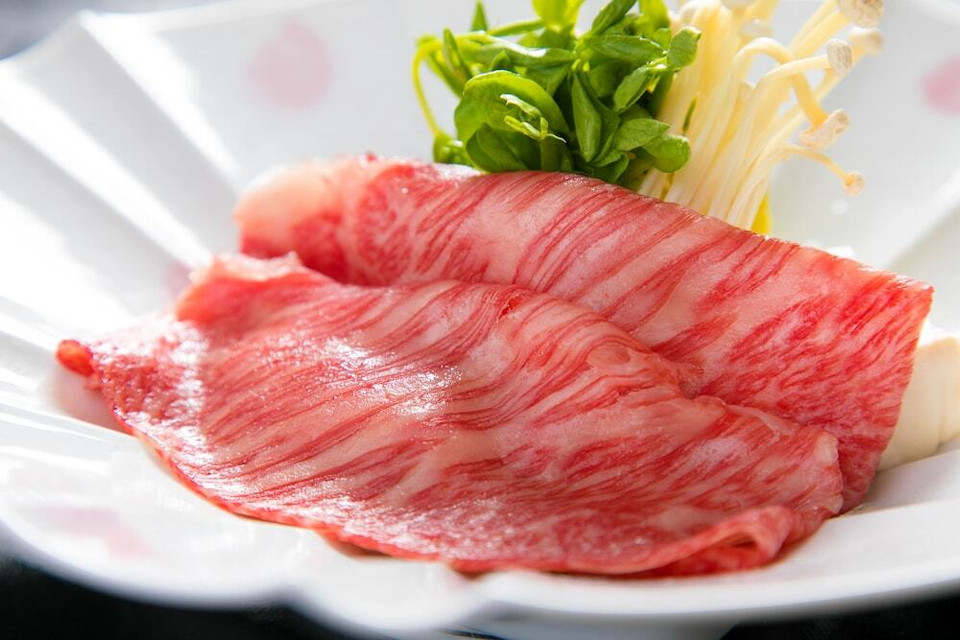 肉料理一例
