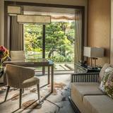 庭園を間近に感じる
多彩な客室 / 4