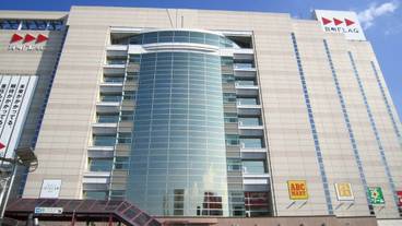 スポーツ設備 / 1