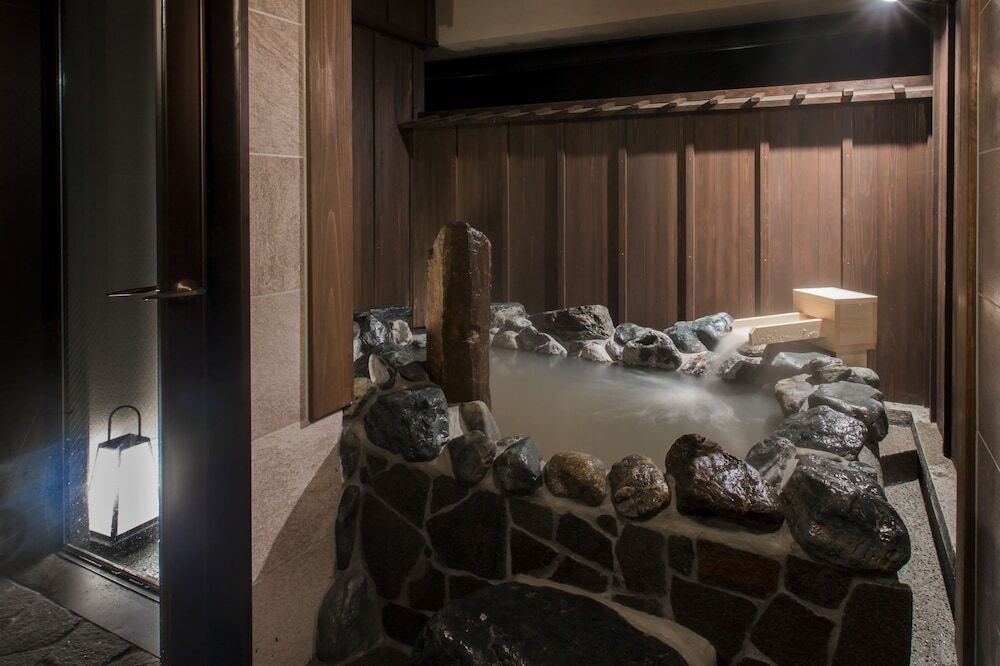 貸切風呂 岩の湯