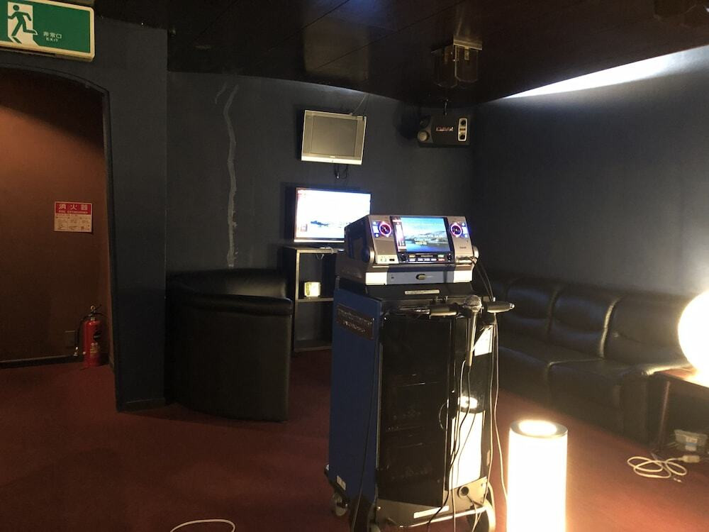 カラオケ ルーム