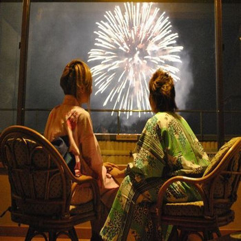 2．熱海湾を一望できる「秀花園湯の花膳」4084139