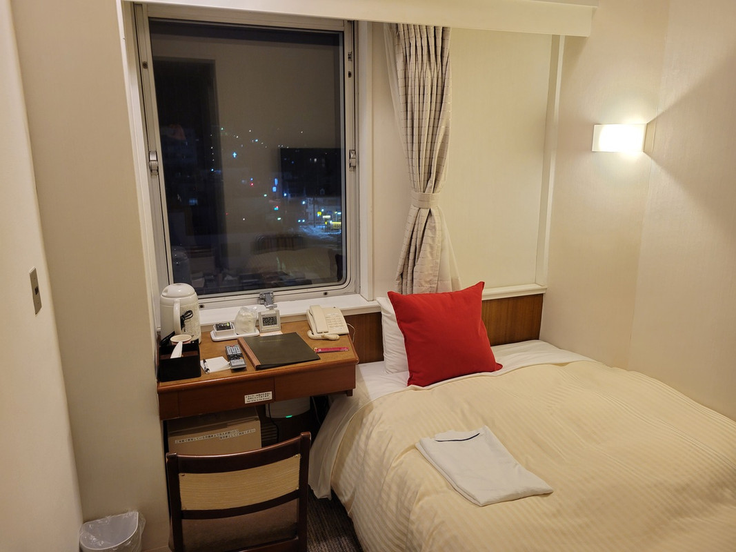 コンパクトなデスクまわり