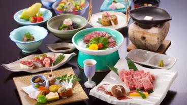 旅館のお食事処 / 38