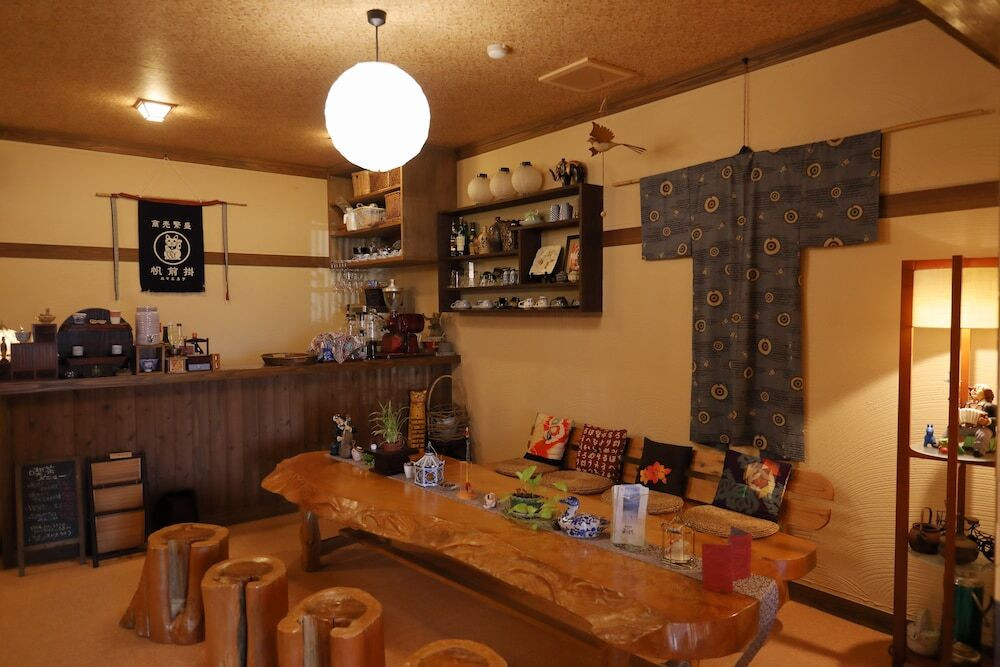 ロビーラウンジ