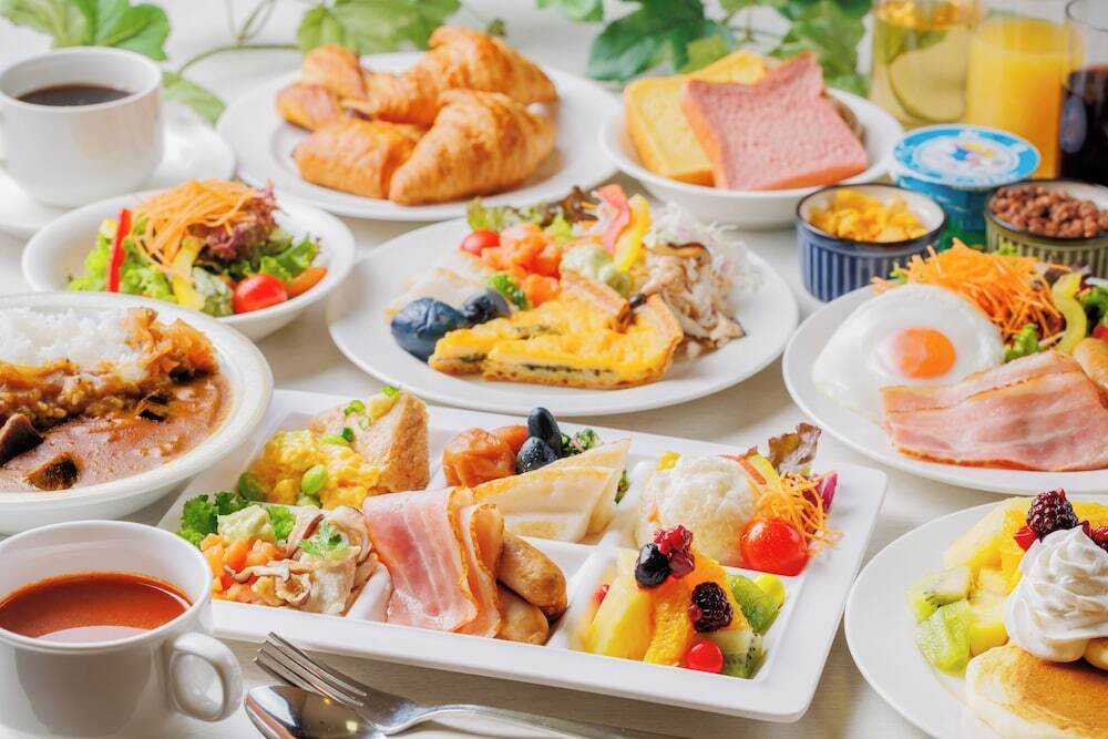 朝食