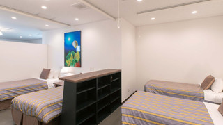 Family room (No elevator, only stair access)