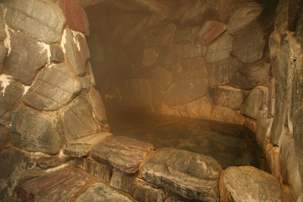 「奧利根八湯」洞窟風呂