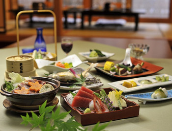 源泉小屋に近いお宿。開放感あふれる露天風呂で心身の疲れを癒して4253820