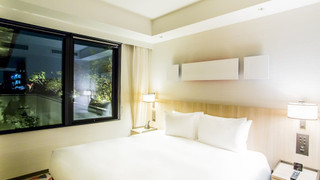 スイート キングベッド 1 台 浴槽