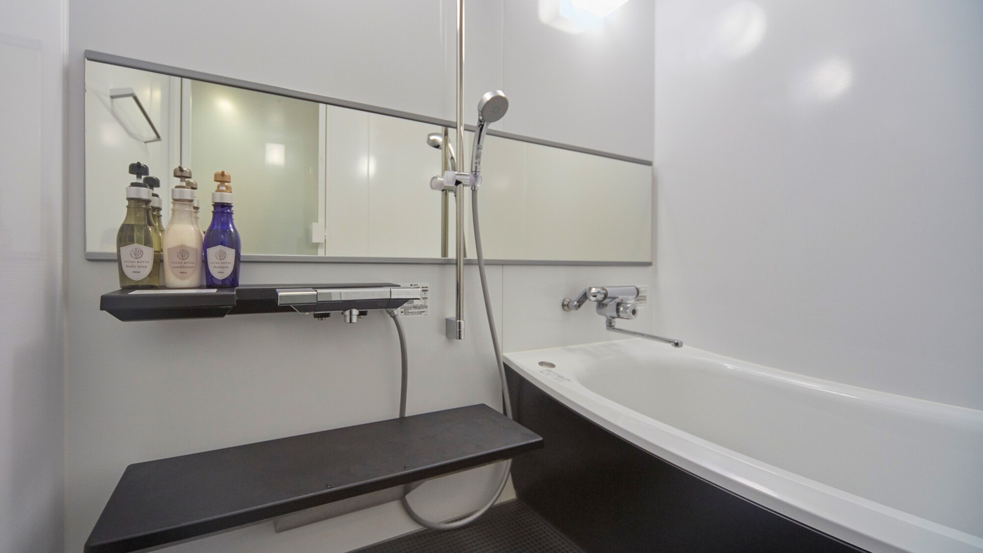 池袋の中心に位置し、コラボルームなど部屋タイプが充実4070653