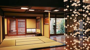 内部エントランス / 2