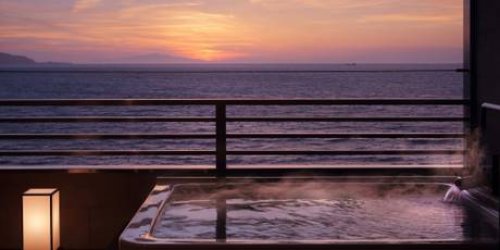 たてやま温泉 夕日海岸 昇鶴
