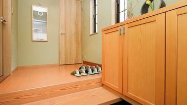 内部エントランス / 2