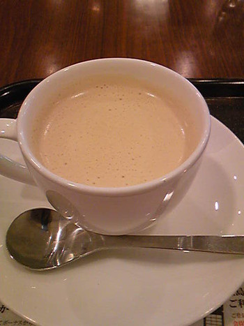 「上島珈琲店 本店(苦楽園)」ドリンク 850292 和三蜜ミルク紅茶