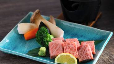 食事・飲み物 / 4