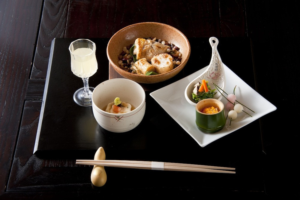 5.ほぼすべての客室が温泉露天風呂付き「旅亭 萬葉」4243242