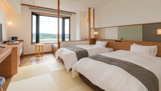 和洋室 折りたたみ式月観デイベッド付 リバービュー 禁煙