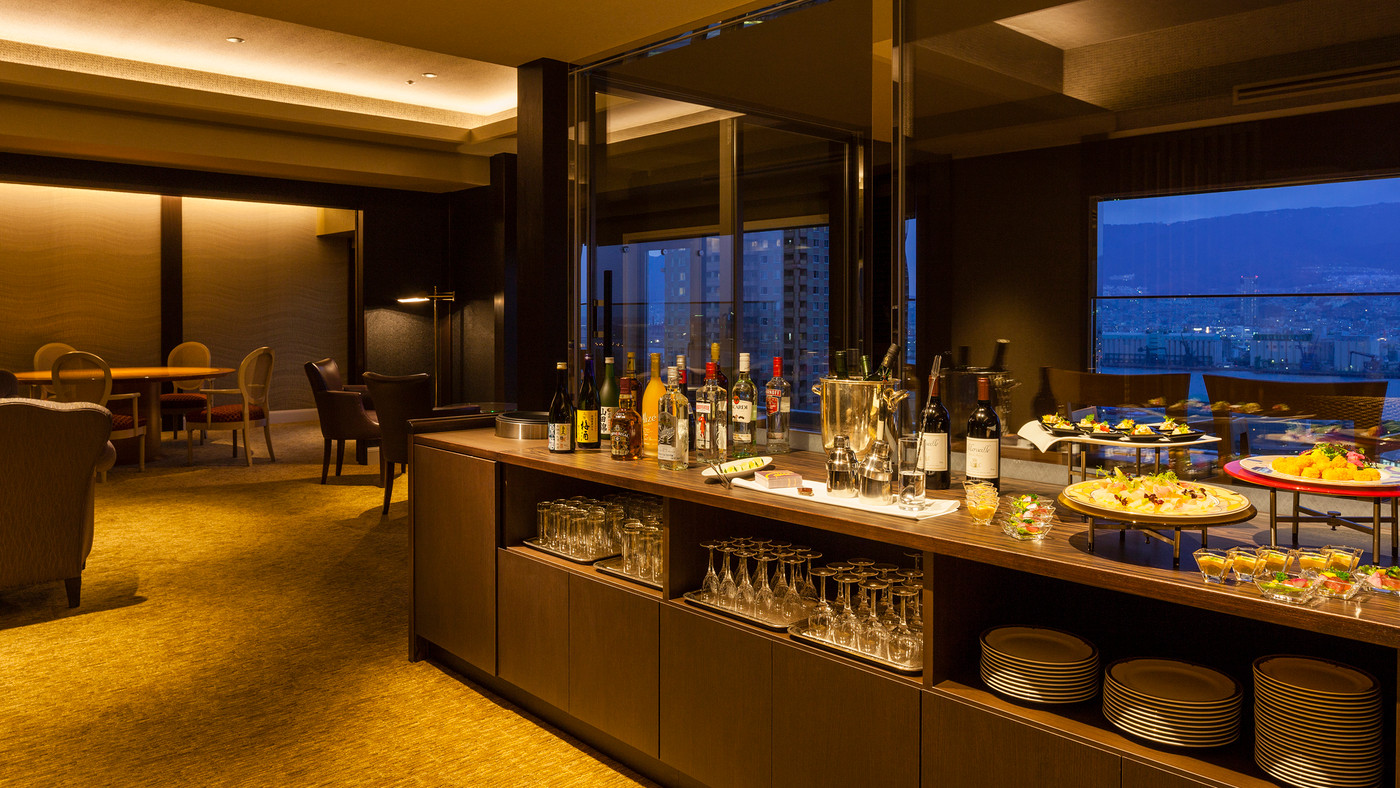 オールインクルーシブのクラブラウンジで特別感に浸ろう4374443