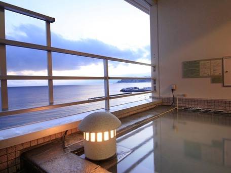 湯の川温泉 湯の川プリンスホテル渚亭 / 1