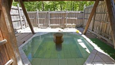 施設の敷地 / 15