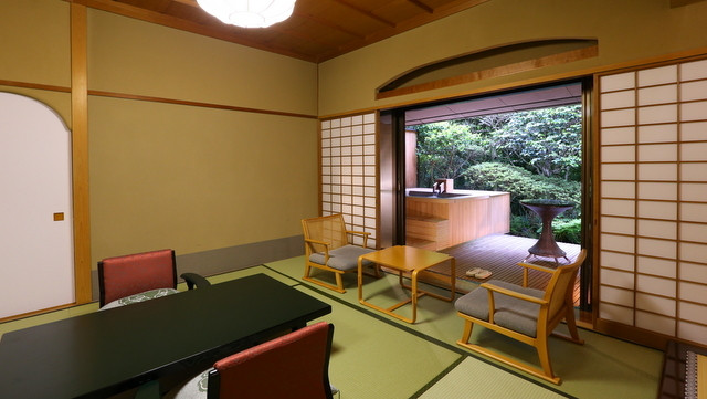 本館 和室二間露天風呂付客室