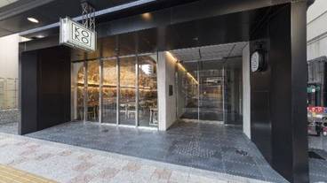 施設の入り口 / 16