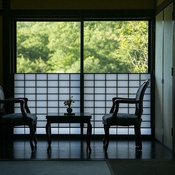 清々しい森の中に佇む“泊食分離”の源泉かけ流しの宿3553421