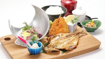 食事・飲み物 / 5