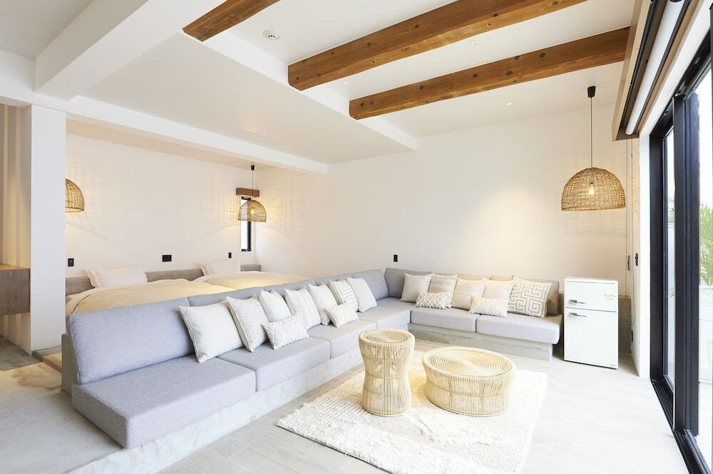 併設された、宮古島食材×フランス料理のレストランが人気！3492449